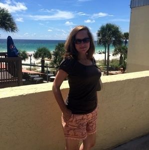 Meet your Posher, Leisa